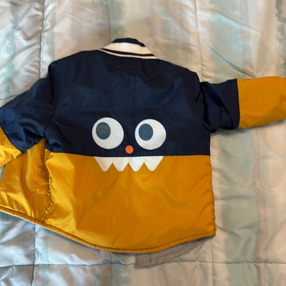 COPY - Cat & Jack boys reversible jacket, 2T - Picture 4 of 4